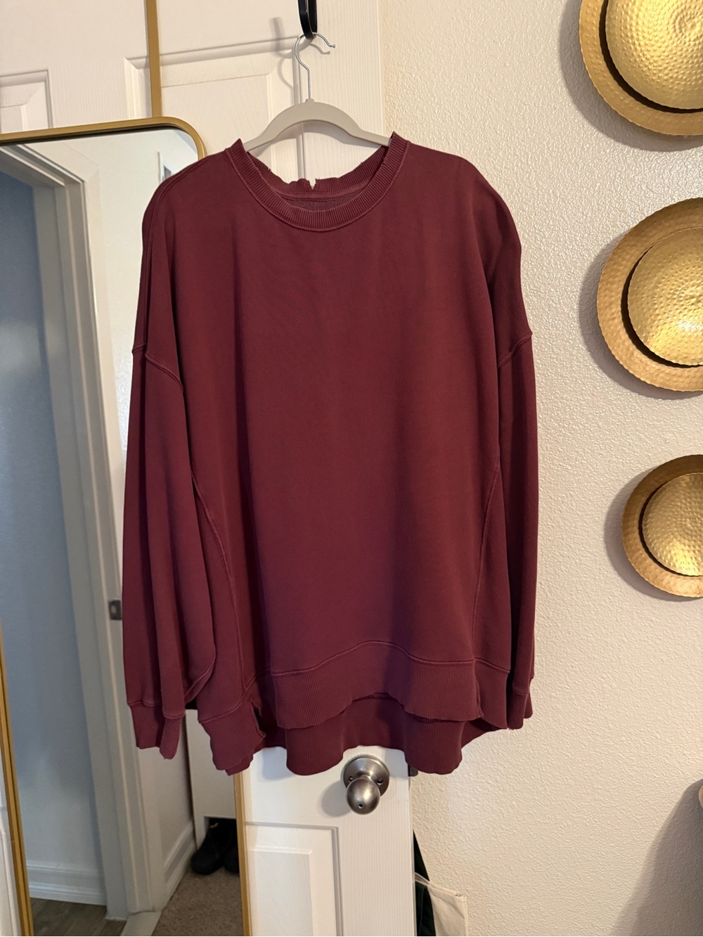 Aerie Oversized Crewneck Sweatshirt - Burgundy